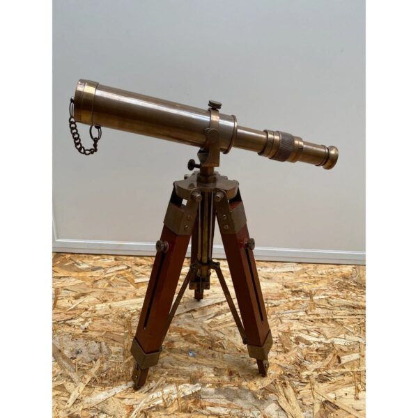 Antique-Style-Brass-Made-Marine-Telescope-With-Wooden-Made-Tripod-1.jpg