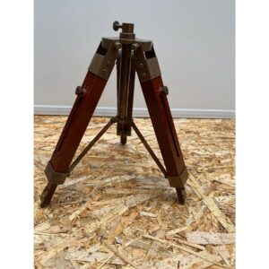 Antique-Style-Brass-Made-Marine-Telescope-With-Wooden-Made-Tripod-2.jpg