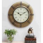 Brown-Wooden-Analog-Vintage-Wall-Clock-001.jpg