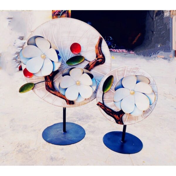 Circle-S2-Flower-Table-Decor.jpg