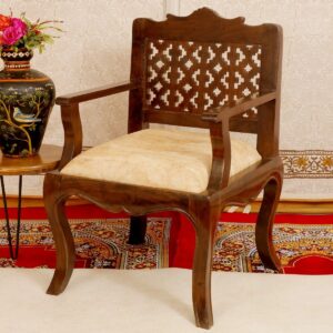Classic-Carved-Solid-Wood-Romes-Single-Seater-Sofa 2.jpg