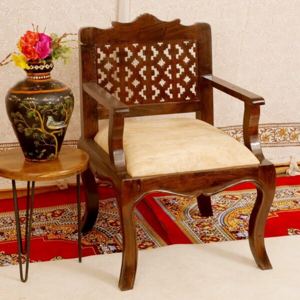 Classic-Carved-Solid-Wood-Romes-Single-Seater-Sofa 3.jpg