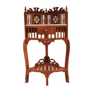 Classic-Traditional-Tiled-Corner-Table-With-Traditional-Design1.jpg