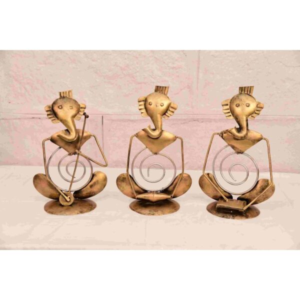 Iron-Jalebi-Ganesha-Decor-Set.jpg