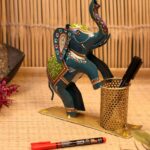 Iron-Painted-Elephant-Pen-Stand1.jpg