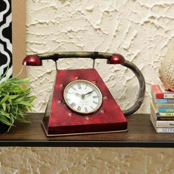 Metal-Retro-Phone-Decor-To-Enhance-Home-Office-Table-Decor.jpg
