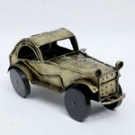 Metallic-Antique-Car-Table-Decor-3.jpg