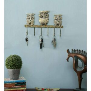 Multicolour-Iron-Metal-Painted-Wall-3-Owl-6-Key-Holder.jpg