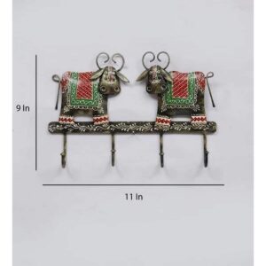 Wall-Hook-Cow-Design-Key-Holder-Decor-2.jpg