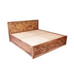 Wooden-Regal-Designed-Bed-For-Home2.jpg